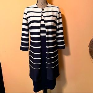 💚($89) Danny & Nicole NWT navy/white 2-piece set